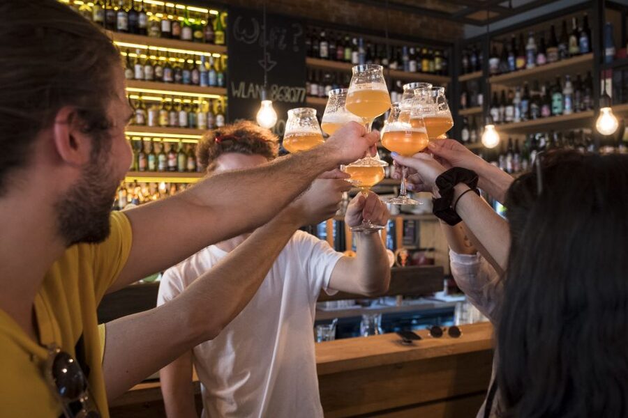 Vienna: Craft Beer Tasting Experience with Local Snacks - The Tasting Session: Four Beers, a Method, and a Rating Sheet