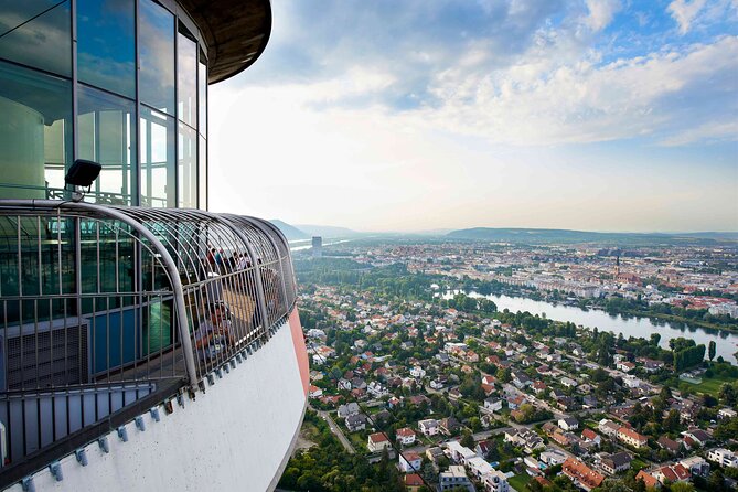 Vienna Danube Tower - Getting there and what the park approach feels like