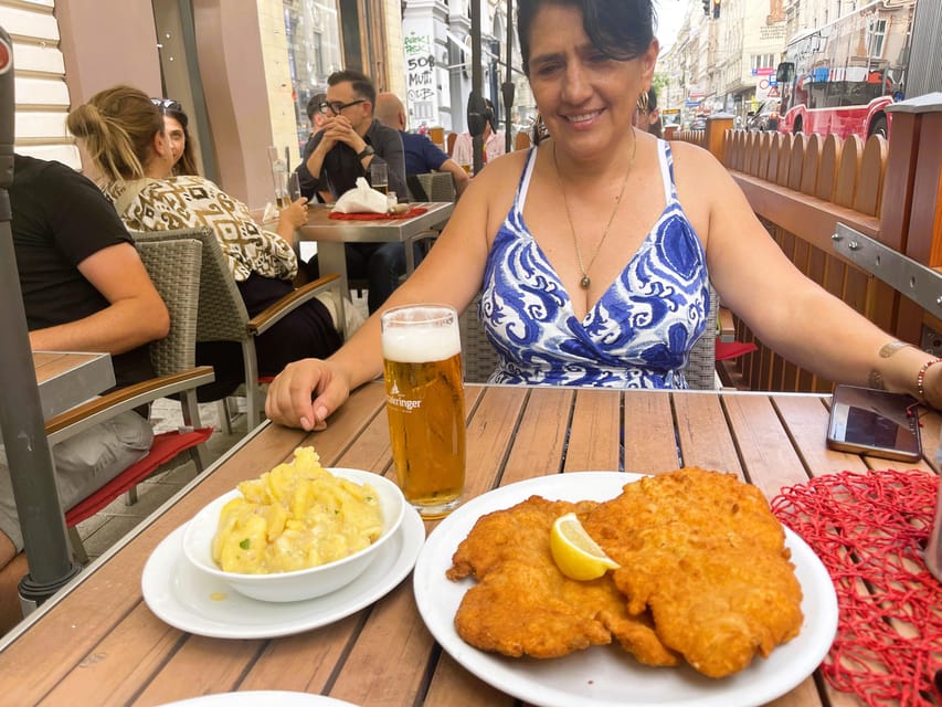 Vienna: Food tasting tour of Hidden Gems (Small Groups) - Small-group comfort: walking distance, quick access, and attention