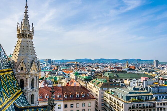 Vienna: Freud, Mozart & Beethoven Exploration Game - Phone-first travel, privacy, and the crowd-factor