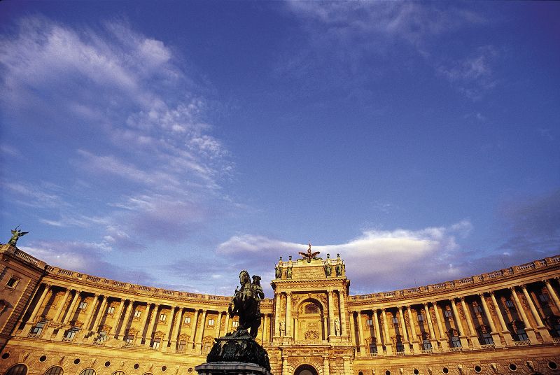 Vienna: Full-Day Private Tour including Schönbrunn Palace - Naschmarkt Area and St. Charles Church, Small Stops on the Way