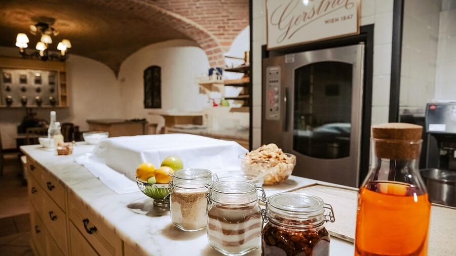 Vienna: Gerstner KuK Hofzuckerbäcker Baking Show & Tasting - The Apple Strudel Method You Actually Learn (and Why It’s Harder Than It Looks)