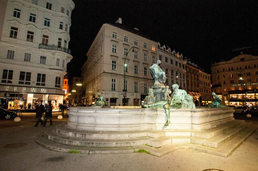 Vienna: Ghosts and Legends Guided Nighttime Walking Tour - Neuer Markt and the Side Streets: Unsettling Tales in a Very Familiar Place