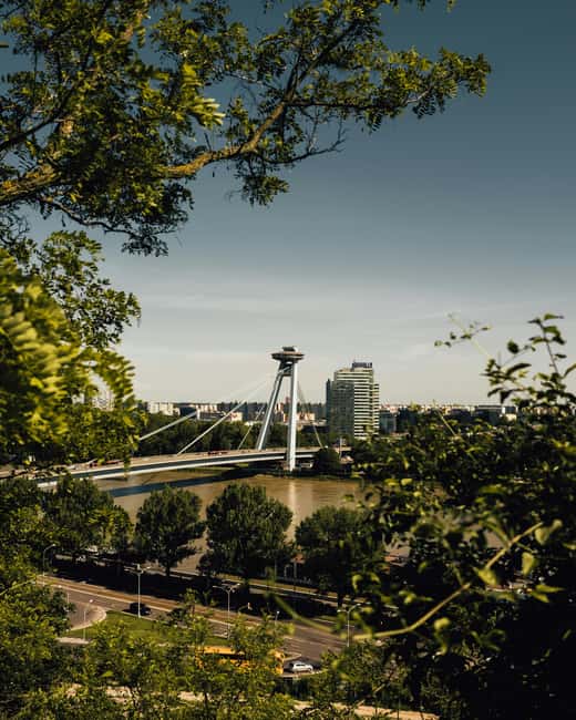 Vienna: Guided Bratislava & Devín Castle Tour via Hainburg - Using your free time in Bratislava without losing the plot