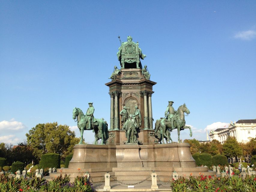 Vienna: Guided E-Bike Tour - Hofburg and Heldenplatz: Imperial Vienna in Public Space