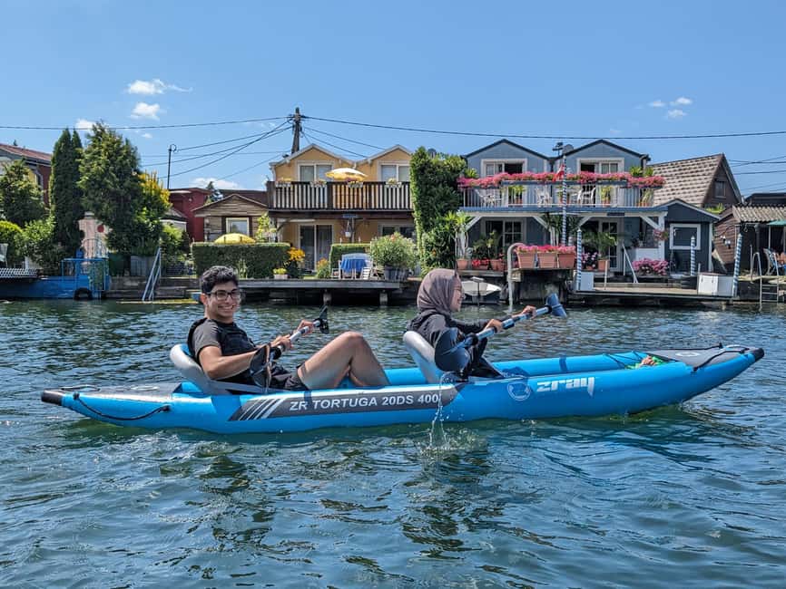 Vienna: Guided Kayaking Tour - From Alte Donau U-Bahn to your kayak setup and safety talk