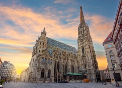 Guided Walking Tour of City Highlights & Hidden Gems