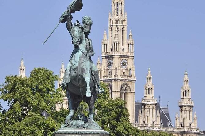 Vienna: Guided Walking Tour of City Highlights in a Small Group - Lipizzans, old churches, and the street rhythm of Vienna