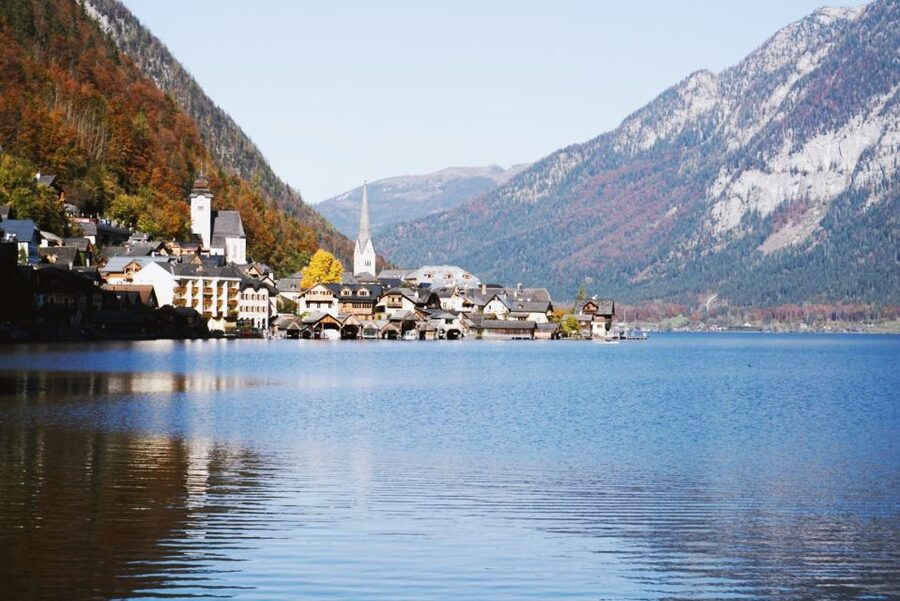 Vienna: Hallstatt & Alpine Peaks Day Trip with Admont Abbey - The Vienna to Alps drive is half the point