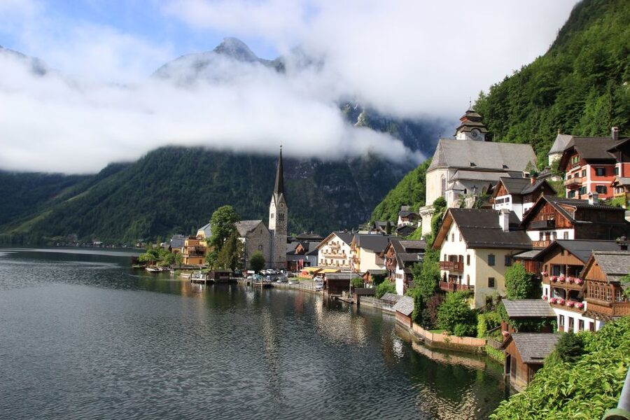 Vienna: Hallstatt & Alpine Peaks Day Trip with Admont Abbey - Admont Abbey: Baroque architecture and Austria’s famed monastic library