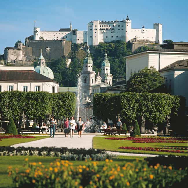 Vienna: Hallstatt and Salzburg Day Tour - Key things to know before you go