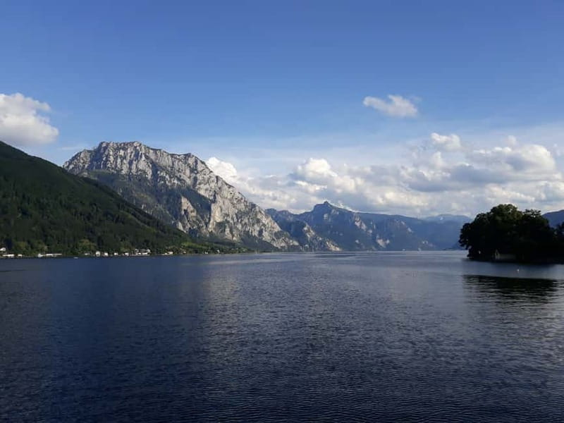 Vienna: Hallstatt, Salzburg, Melk, Alps & Lakes Day Trip - Melk Abbey in the Wachau Valley, a Danube Landmark Stop