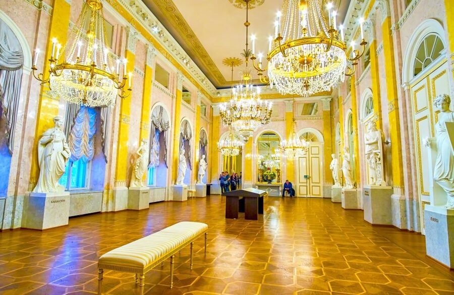 Vienna: Hofburg Palace and Sisi Museum Skip-the-Line Tour - What the guide brings: expert storytelling, not just facts