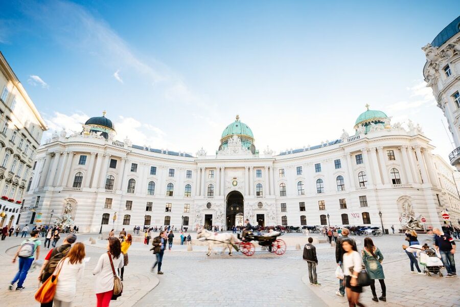 Vienna: Hop-On Hop-Off Sightseeing Bus Tour in 19 Languages - Key things that make this Vienna bus tour work