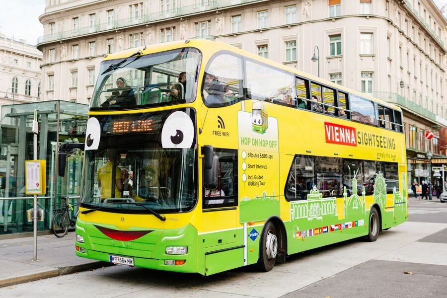 Vienna: Hop-On Hop-Off Sightseeing Bus Tour in 19 Languages - Red Line: Ring Road highlights, State Opera to Strauss Monument in about an hour
