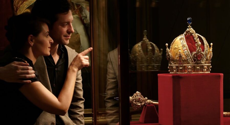 Vienna: Imperial Treasury in the Hofburg Palace - Before you arrive: a quick checklist that saves time
