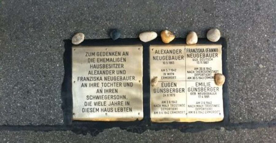 Vienna: Jewish Life in Leopoldstadt 2-Hour Walking Tour - Guide quality: certified, live, and genuinely engaging
