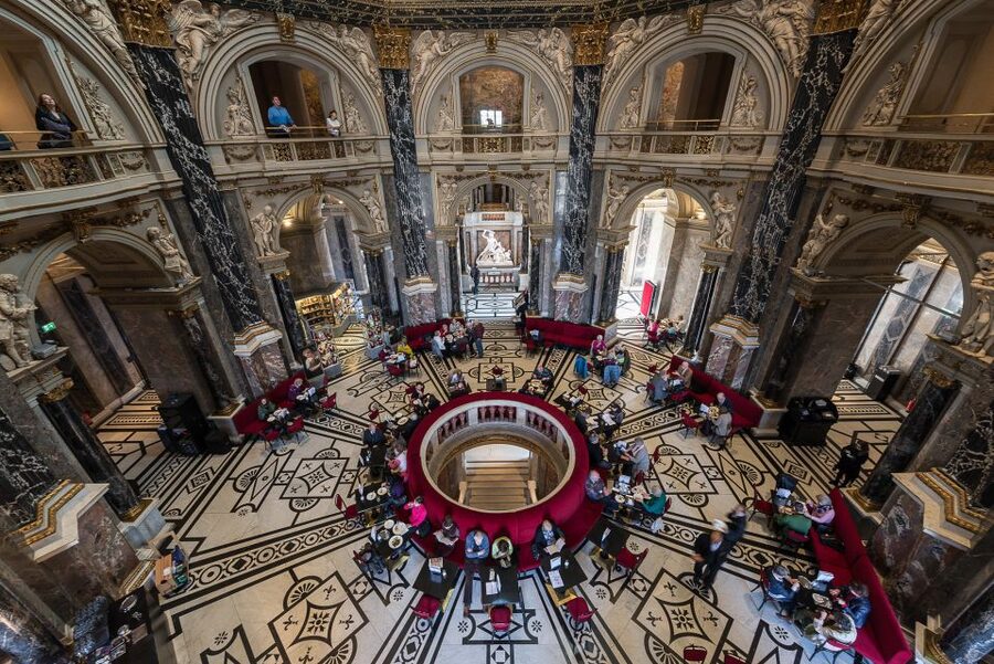 Vienna Kunsthistorisches Museum Day Admission Ticket - The auto-moment and the cafe breaks, how to pace a big museum day