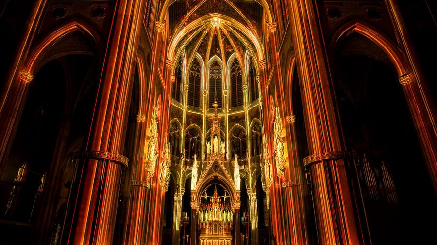 Vienna: Light of Creation Votive Church Immersive Light Show - Six acts of Genesis in light, color, and surround sound