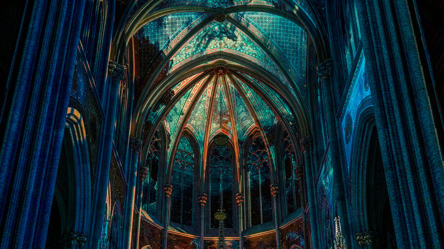 Vienna: Light of Creation Votive Church Immersive Light Show - Your seat matters: middle rows vs the back of the nave