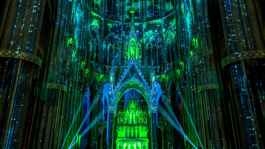 Vienna: Light of Creation Votive Church Immersive Light Show - Price check: $25 for a 30-minute show that punches above its weight