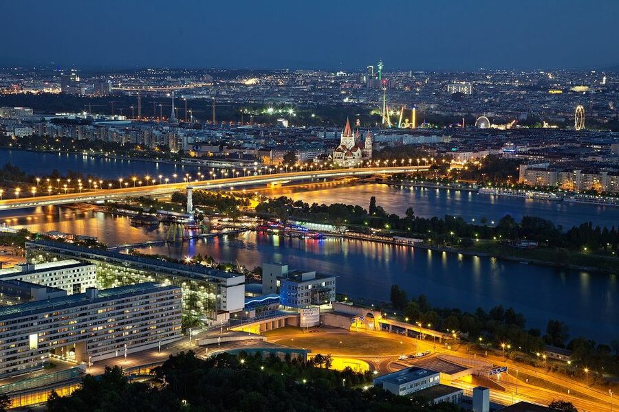 Vienna: Panoramic Night Tour by Bus - Key highlights you will feel right away