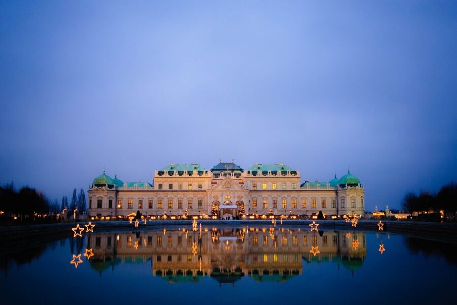 Vienna: Panoramic Night Tour by Bus - Museum buildings after dark: Kunsthistorisches and Naturhistorisches from the street
