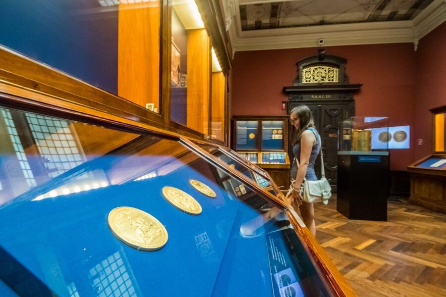 Vienna PASS: All incl. Sightseeing Pass for 85+ Attractions - Albertina, Museum of Natural History, Leopold, and the museum day plan