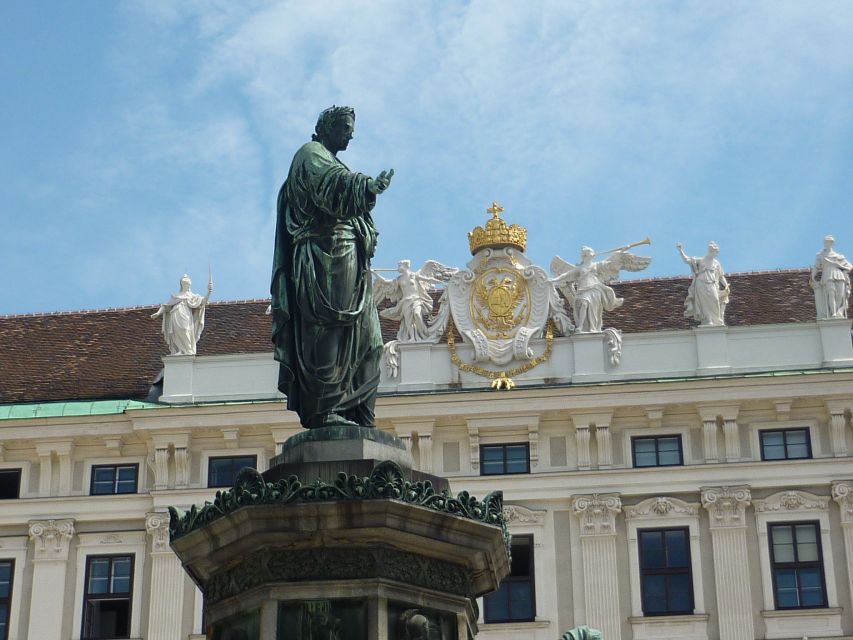Vienna: Private Guided Walking Tour - Meeting at Stephansplatz and keeping the walk realistic