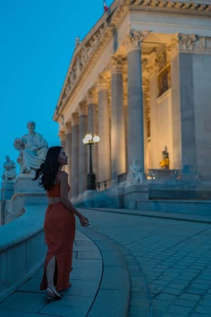 Vienna Private Photo Walk with a Professional Photographer - Hofburg Palace and Heldenplatz: the royal opener with a clear payoff