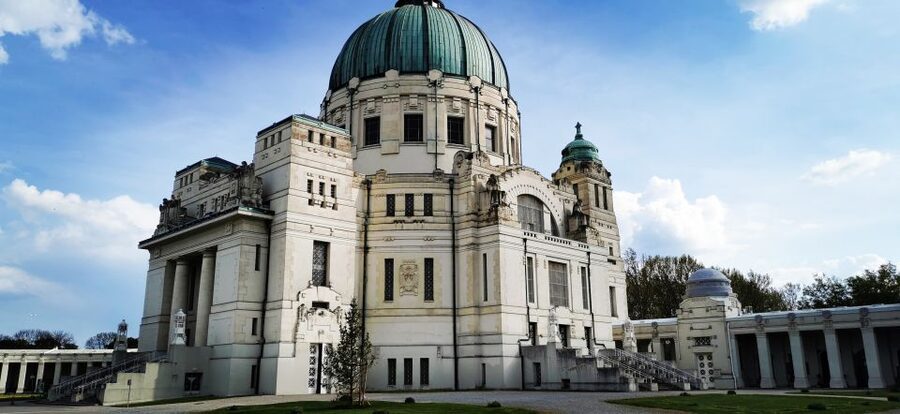 Vienna: Private Walking Tour of the Central Cemetery - Before you go, quick rules you should know