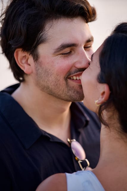 Vienna: Professional Proposal Photographer - Timing, Weather, and What to Wear for Outdoor Walking