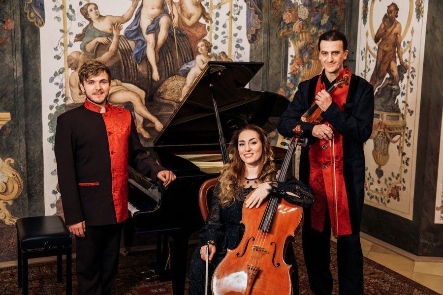 Vienna: Romantic Classics Piano, Violin, and Cello Concert - The 90-minute program, from Haydn to Schubert