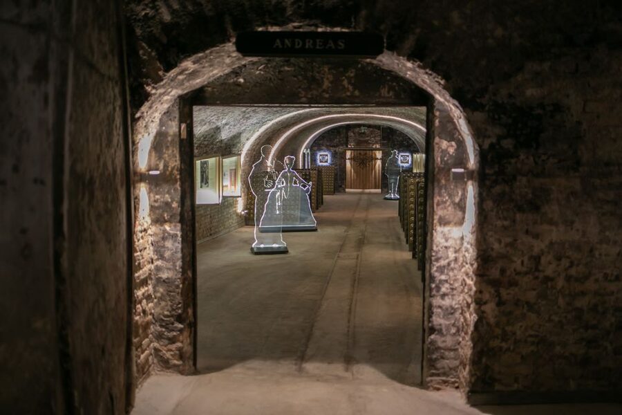 Vienna: Schlumberger Wine Cellar Guided or Self-Guided Tour - After the Tour: How the Sparkling Wine Tastings Work