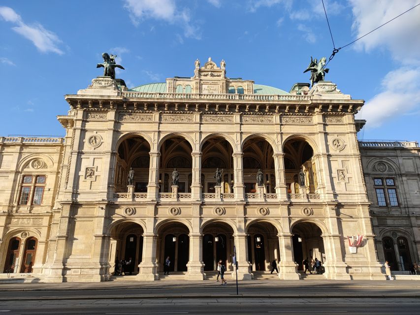 Vienna: Schönbrunn Palace and City Center Guided Tour - Hofburg Imperial Palace Area and the Imperial Squares You’ll Spot Again Later