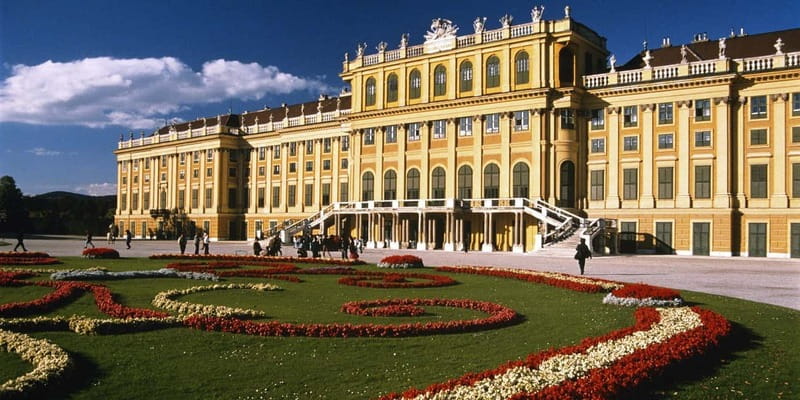 Vienna: Schönbrunn Palace and Gardens Tour - Inside Schönbrunn Palace: what you’ll focus on