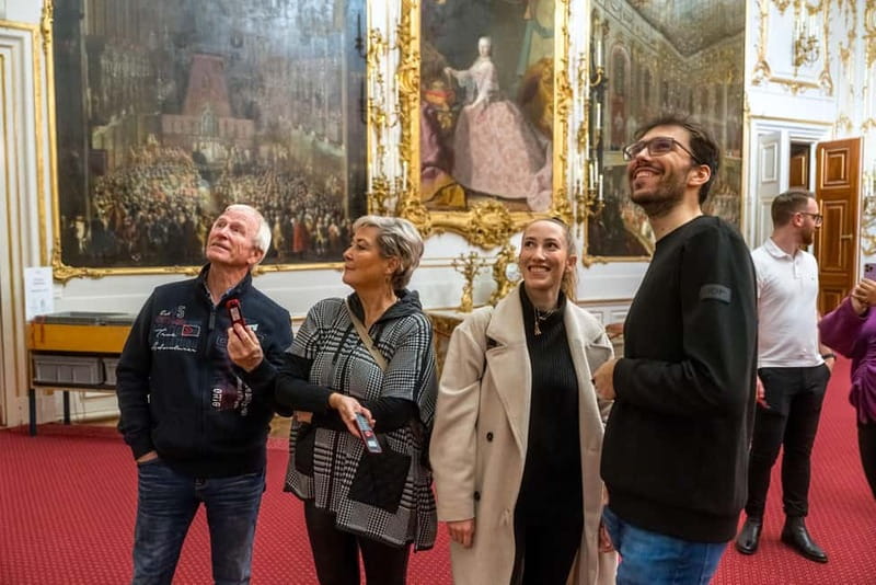 Vienna: Schönbrunn Palace Evening Tour, Dinner and Concert - Who This Tour Fits Best (and Who Should Rethink It)