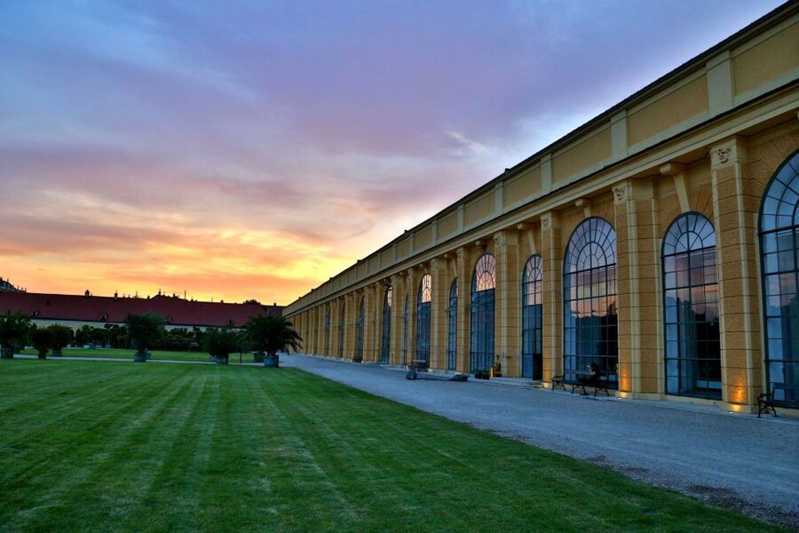 Vienna: Schönbrunn Palace Evening Tour, Dinner and Concert - The Concert at 8:30 PM: Orangery Atmosphere Plus Opera Voices
