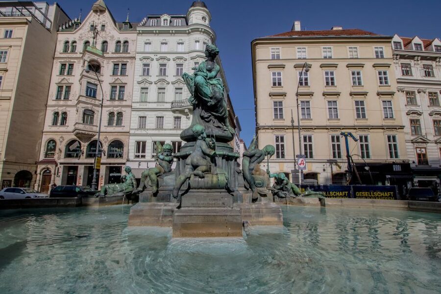 Vienna: Self-Guided Audio Walking Tour on Your Phone - Palais Schwarzenberg to Karlskirche: Baroque energy at first steps