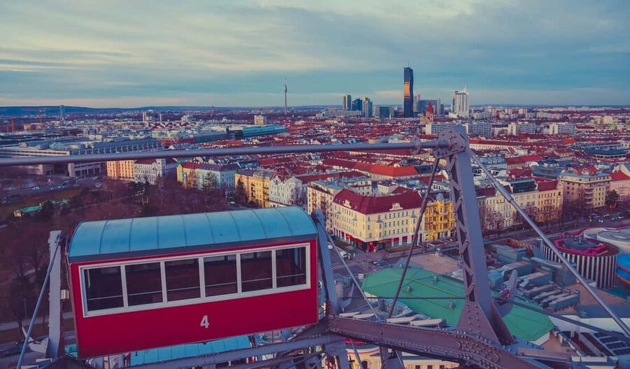 Vienna: Skip-the-cashier-desk-line Giant Ferris Wheel Ride - Key things worth knowing before you go