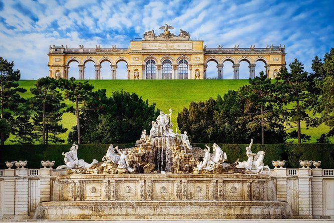 Vienna: Skip the Line Schönbrunn Palace and Gardens Guided Tour - Inside Schönbrunn: a highlights tour built around your guide
