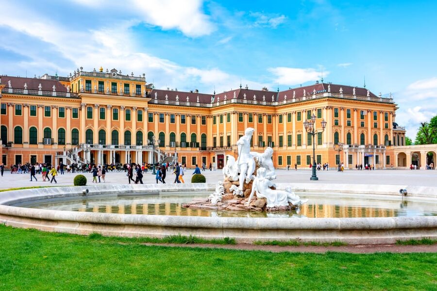 Vienna: Skip-the-Line Schönbrunn Palace and Gardens Tour - Why This Schönbrunn Tour Works Better Than Going In Alone