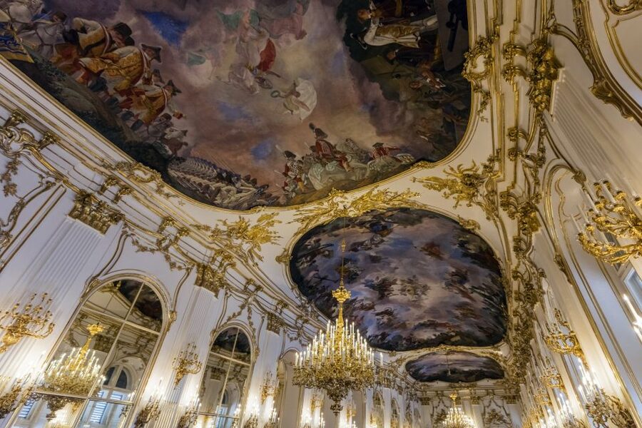 Vienna: Skip-the-Line Schönbrunn Palace & Gardens Tour - Who this tour suits best, and who should reconsider