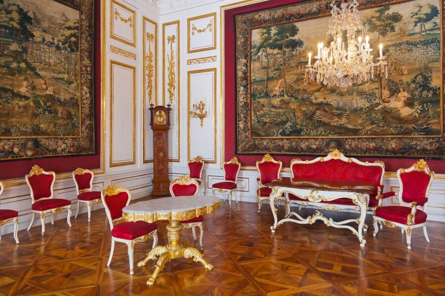 Vienna: Skip-the-Line Schonbrunn Palace Private Tour - Key highlights at a glance