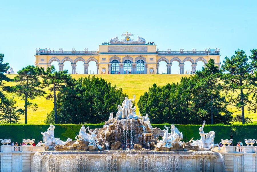 Vienna: Skip-the-Line Schonbrunn Palace Private Tour - Maria Theresa and the Blue Chinese Salon (and why it feels personal)
