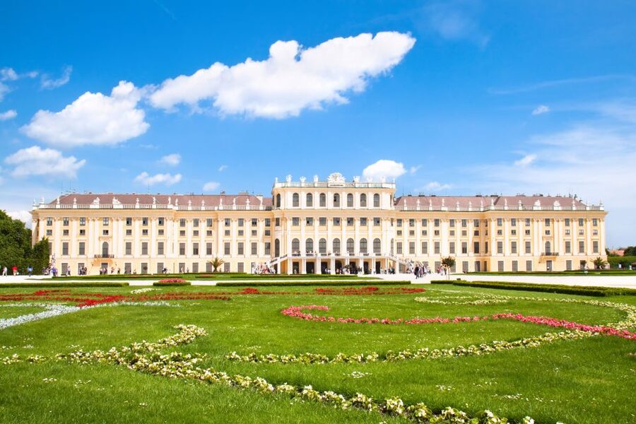Vienna: Skip-the-Line Schonbrunn Palace Private Tour - Price and value: is $267 per person worth it?