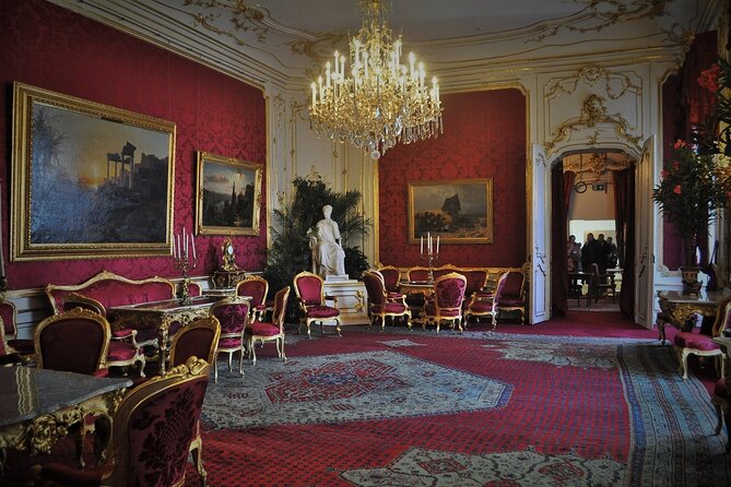 Vienna: Skip-the-Line Ticket to Sisi Museum, Hofburg and Gardens - Should you book this tour?