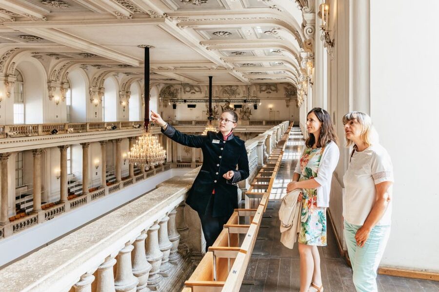 Vienna: Spanish Riding School Guided Architectural Tour - Guide quality is the secret ingredient