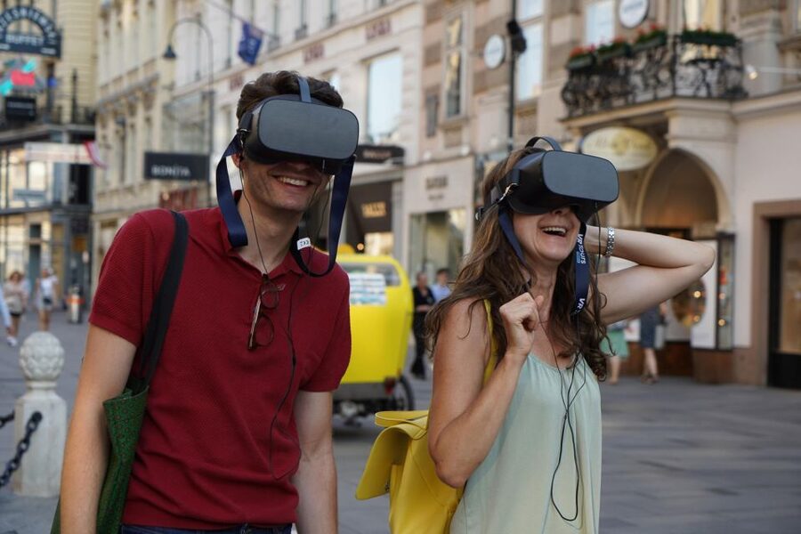 Vienna: Time Traveling Virtual Reality Sightseeing Tour - Weather and timing: when Vienna keeps its plans