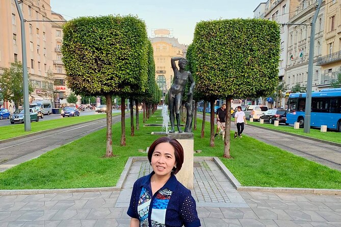 Vienna to Budapest and Bratislava Private Full Day Guided Tour - Vienna Pickup to Bratislava Castle: The Morning Flow